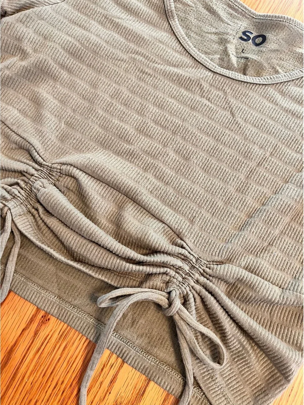 SO Women's Ribbed Crop Top with Drawstring Detail, Size Large